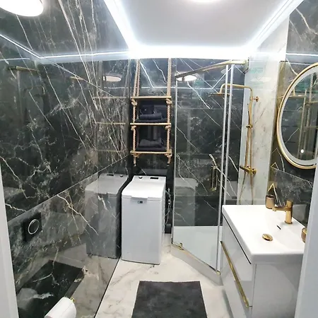 Nova Parkowa Polska Daire *